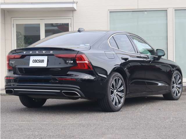 ボルボ Ｓ６０ Ｔ５　インスクリプション R1年 (東海) 99
