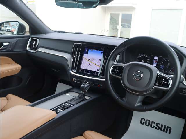 ボルボ Ｓ６０ Ｔ５　インスクリプション R1年 (東海) 99