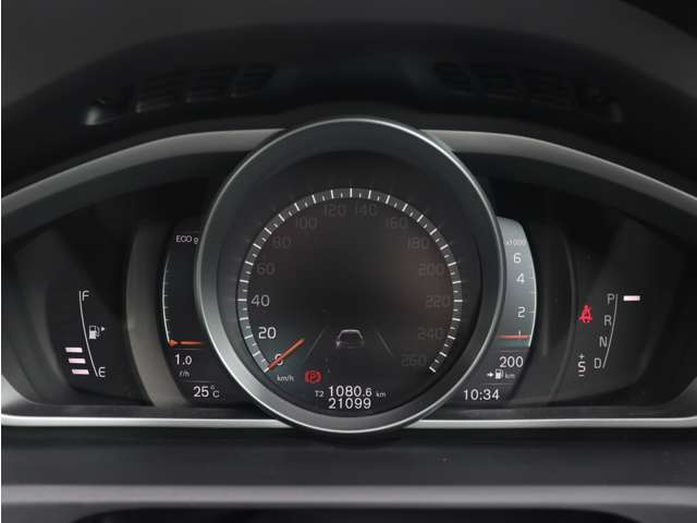 ボルボ Ｖ４０ Ｔ３　インスクリプション H30年 (東海) 99