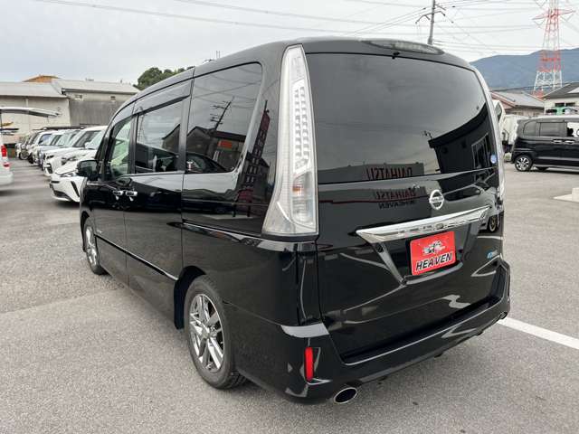 日産 セレナ ２．０ ライダー ブラックライン Ｓ－ＨＹＢＲＩＤ H25年 (近畿) 99