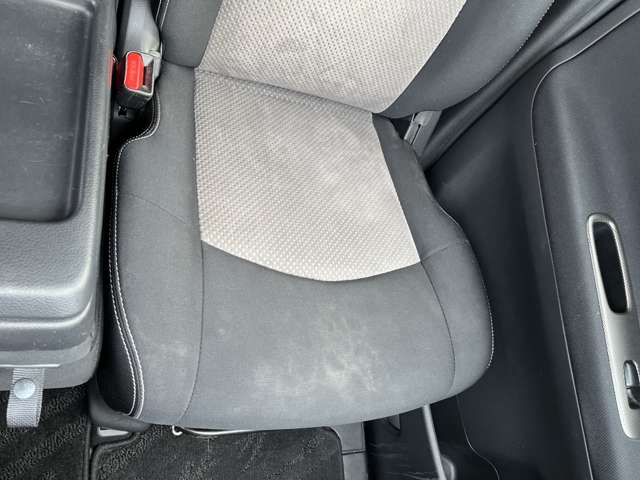 日産 セレナ ２．０ ライダー ブラックライン Ｓ－ＨＹＢＲＩＤ H25年 (近畿) 99