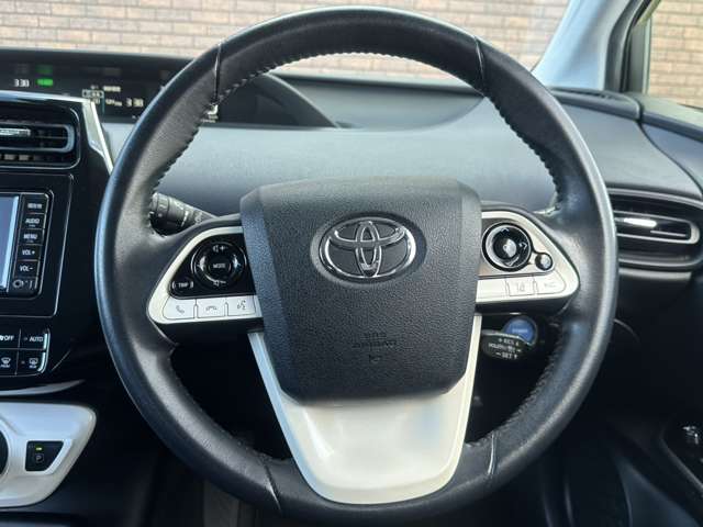 トヨタ プリウス １．８ Ｓ H30年 (関東) 99