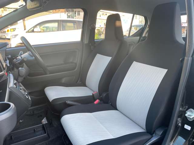 ダイハツ ミラ　イース ６６０ Ｌ ＳＡＩＩＩ H29年 (関東) 99
