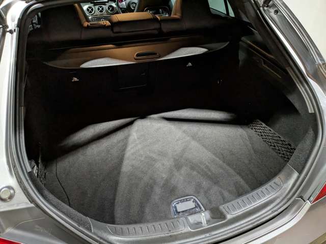 メルセデスベンツ ＣＬＡシューティングブレーク ＣＬＡ１８０　スポーツ H29年 () 99