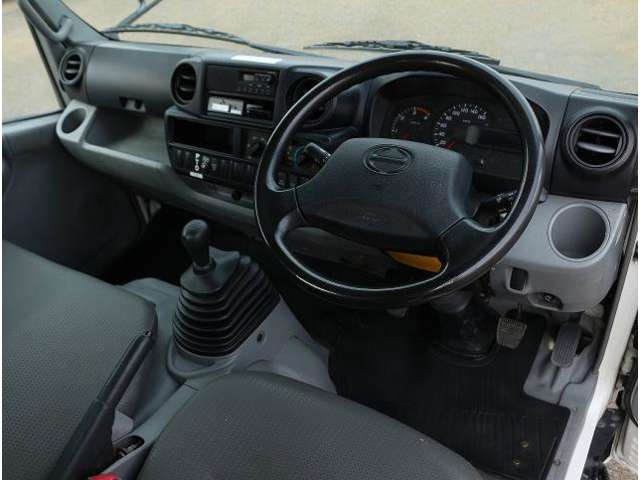 日野自動車 デュトロ ３Ｔ H24年 (関東) 99
