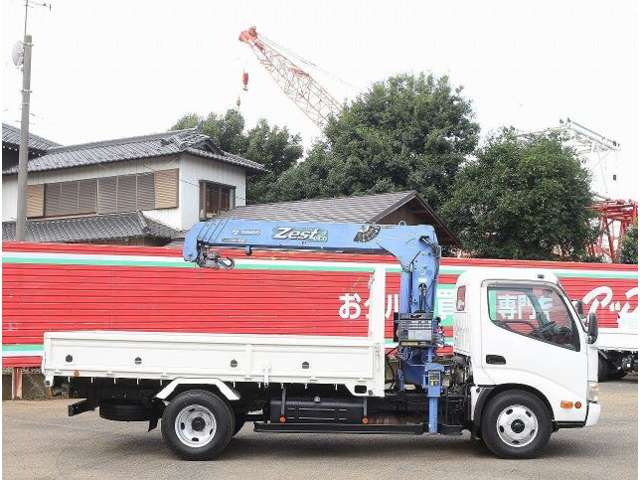 日野自動車 デュトロ ３Ｔ H24年 (関東) 99