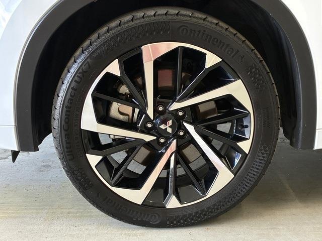三菱 アウトランダーＰＨＥＶ ＰＨＥＶ ２．４ Ｐ ４ＷＤ R4年 (中国) 99