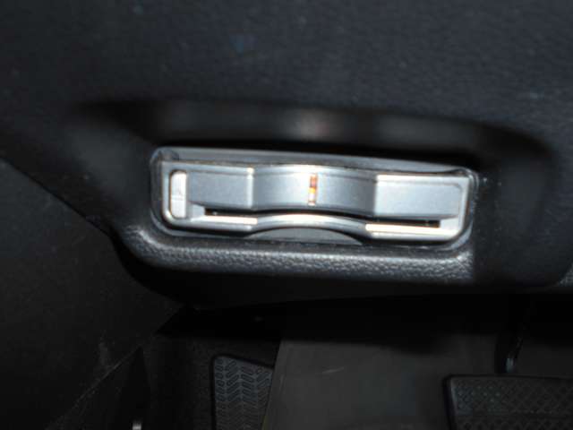 ホンダ フィット １．３ １３Ｇ Ｆパッケージ ４ＷＤ H26年 () 99