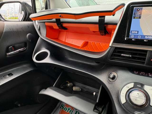 トヨタ シエンタ １．５ Ｇ クエロ ４ＷＤ R2年 () 99