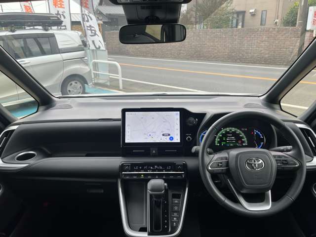 トヨタ ヴォクシー １．８ ハイブリッド Ｓ－Ｚ R7年 (関東) 99