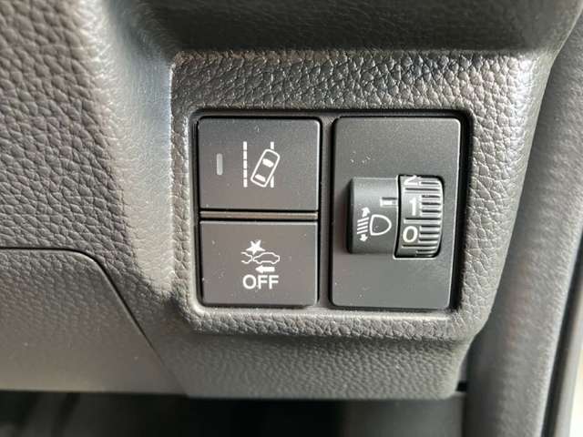 ホンダ Ｎ　ＢＯＸ カスタム ６６０ Ｌ ターボ R4年 (九州・沖縄) 99