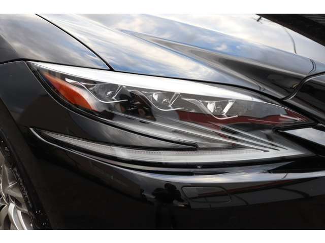 レクサス ＬＳ５００ｈ ５００Ｈ エグゼクティブ ４ＷＤ R2年 () 99