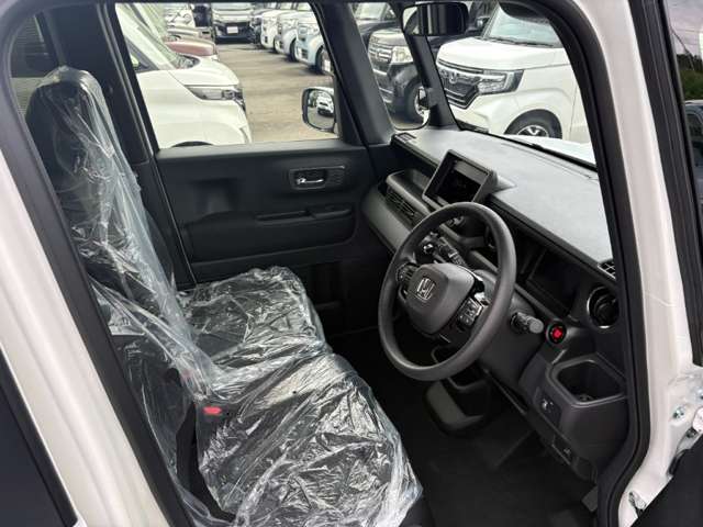 ホンダ Ｎ　ＢＯＸ カスタム ６６０ R8年 () 99