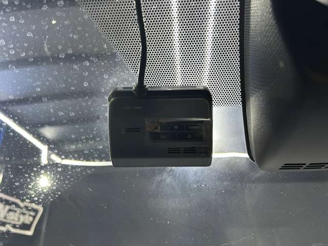 トヨタ ヴォクシー ２．０ ＺＳ 煌ＩＩＩ R3年 (近畿) 99