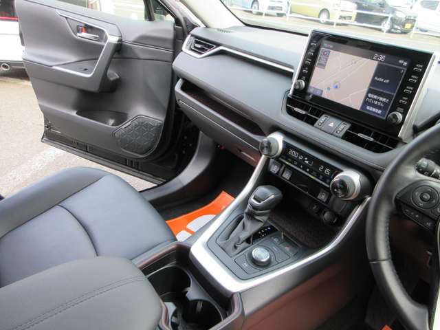 トヨタ ＲＡＶ４ ２．５ ハイブリッド Ｇ Ｅ－ＦＯＵＲ ４ＷＤ R3年 (近畿) 99