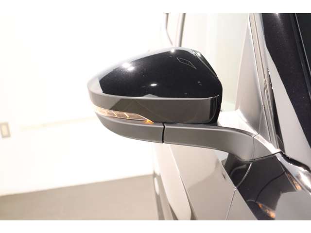 フォルクスワーゲン Ｔ－ＣＲＯＳＳ ＴＳＩ スタイル R7年 (近畿) 99