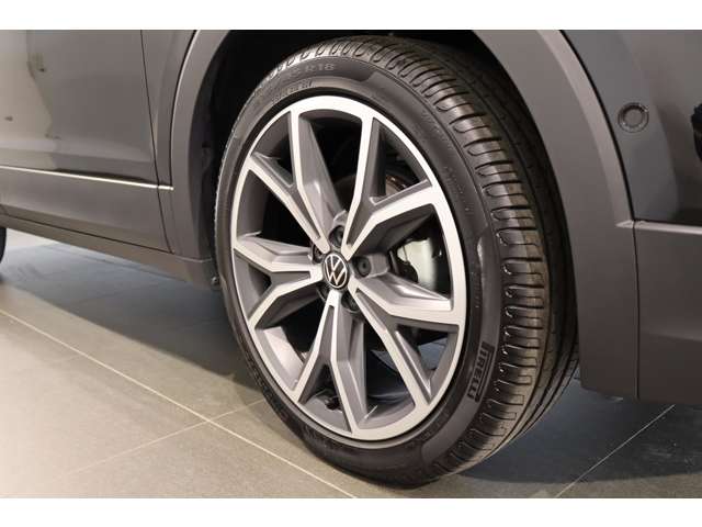 フォルクスワーゲン Ｔ－ＣＲＯＳＳ ＴＳＩ スタイル R7年 (近畿) 99