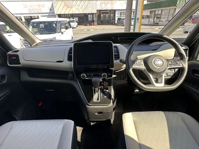 日産 セレナ ２．０ ハイウェイスター Ｖ R4年 (東海) 99