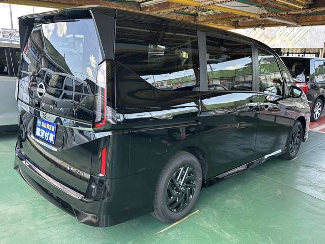 日産 セレナ １．４ Ｅ－ＰＯＷＥＲ ハイウェイスターＶ ＮＩＳＳＡＮＣＯＮＮＥＣＴインフォテインメントシステム装着車 R8年 (東海) 99