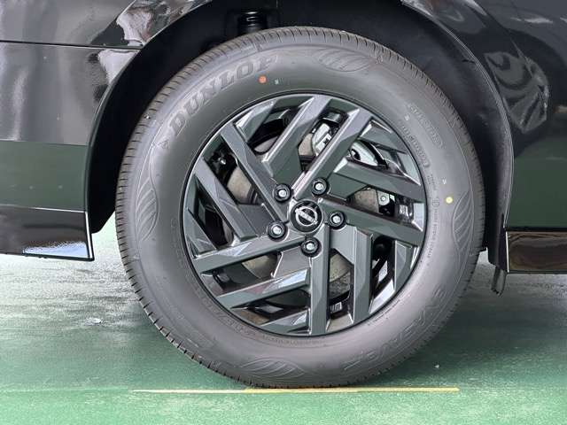 日産 セレナ １．４ Ｅ－ＰＯＷＥＲ ハイウェイスターＶ ＮＩＳＳＡＮＣＯＮＮＥＣＴインフォテインメントシステム装着車 R8年 (東海) 99