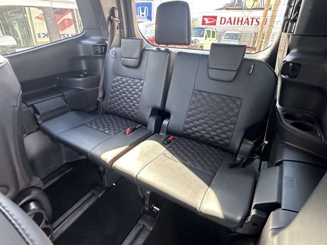 トヨタ ヴォクシー ２．０ Ｓ－Ｚ ４ＷＤ R7年 (東海) 99