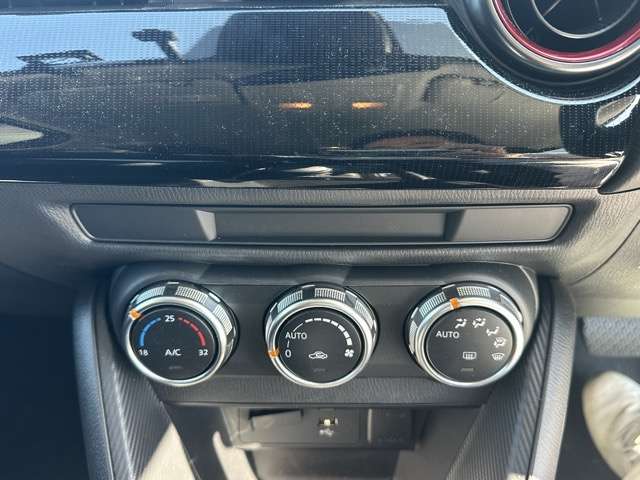 マツダ ＭＡＺＤＡ２ １．５ １５スポルト R6年 (東海) 99