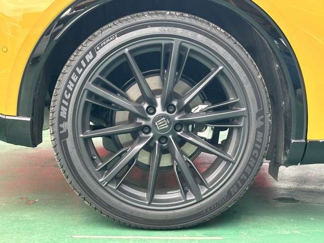 トヨタ クラウン　スポーツ　ハイブリッド ２．５ Ｚ ＴＨＥ ７０ＴＨ Ｅ－ＦＯＵＲ ４ＷＤ R7年 (東海) 99