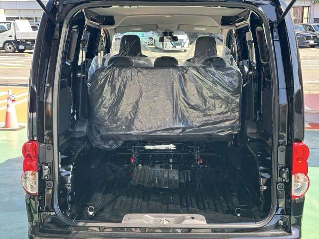 日産 ＮＶ２００バネットバン １．６ ＶＸ R8年 (東海) 99