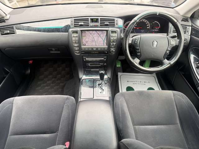 トヨタ クラウンアスリート ２．５ Ｉ－ＦＯＵＲ ４ＷＤ H16年 (北海道) 99