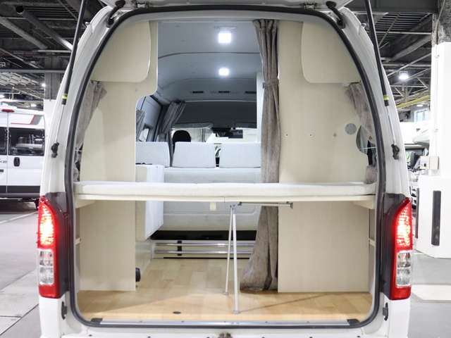 トヨタ ハイエースバン キャンピング R4年 (北海道) 99
