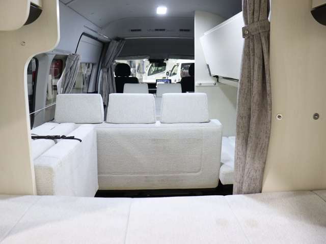 トヨタ ハイエースバン キャンピング R4年 (北海道) 99
