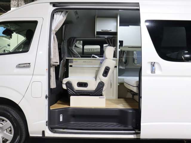 トヨタ ハイエースバン キャンピング R4年 (北海道) 99