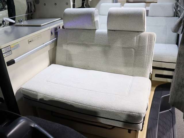 トヨタ ハイエースバン キャンピング R4年 (北海道) 99