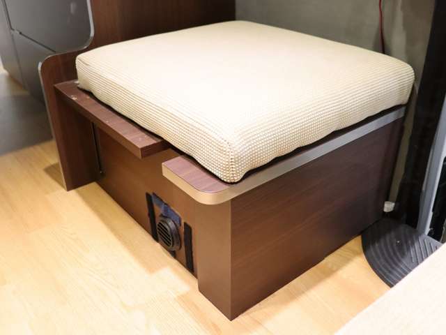 トヨタ ハイエースバン キャンピング H30年 (北海道) 99