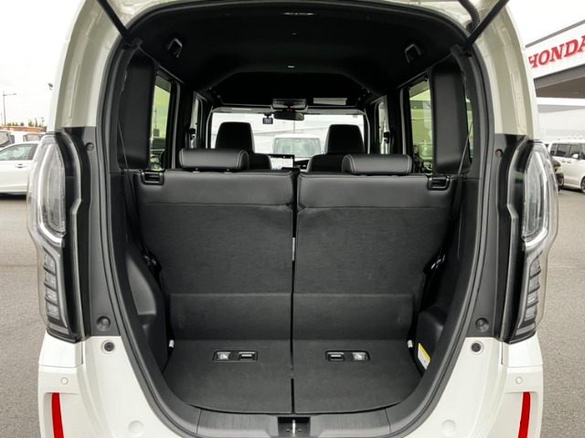 ホンダ Ｎ　ＢＯＸ カスタム ６６０ Ｌ ターボ R5年 (九州・沖縄) 99