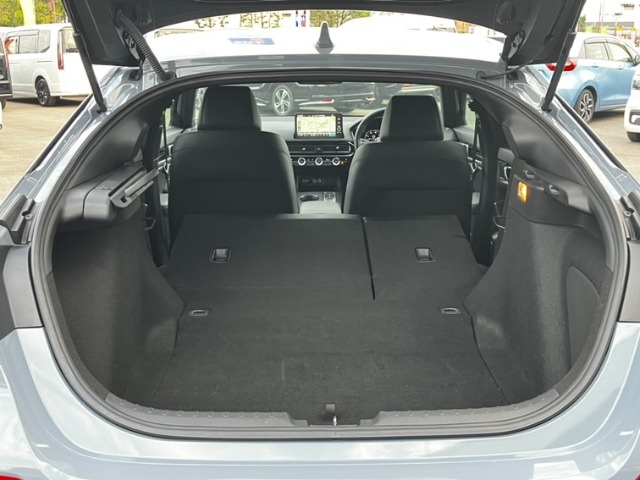 ホンダ シビック ２．０ Ｅ：ＨＥＶ R5年 (九州・沖縄) 99