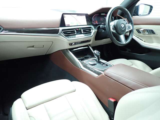 ＢＭＷ ３シリーズ ３２０ｉ　Ｍスポーツ R2年 (九州・沖縄) 99
