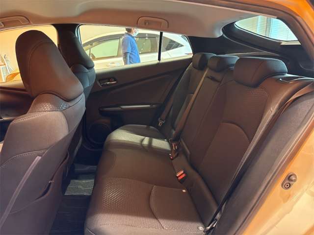 トヨタ プリウス １．８ Ｓ R1年 () 99
