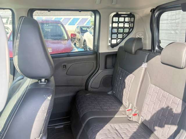 三菱 デリカ　ミニ ６６０ Ｔ プレミアム ４ＷＤ R6年 () 99