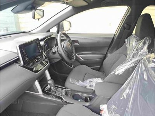 トヨタ カローラクロス　ハイブリッド １．８ ハイブリッド Ｇ Ｅ－ＦＯＵＲ ４ＷＤ R5年 () 99