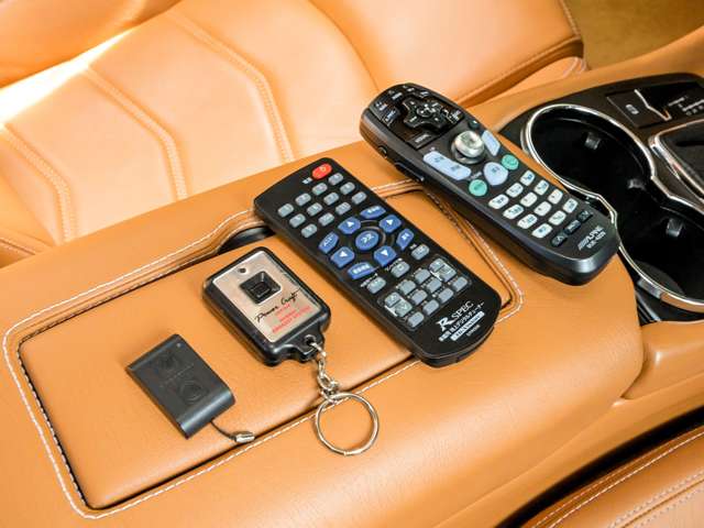 マセラティ グラントゥーリズモ スポーツ　ＭＣオートシフト H27年 (関東) 99