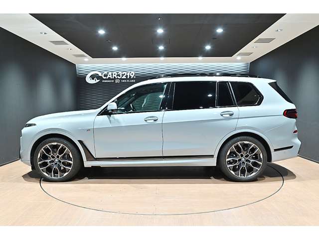 ＢＭＷ Ｘ７ Ｘドライブ４０Ｄ Ｍスポーツ ディーゼルターボ ４ＷＤ R6年 () 99