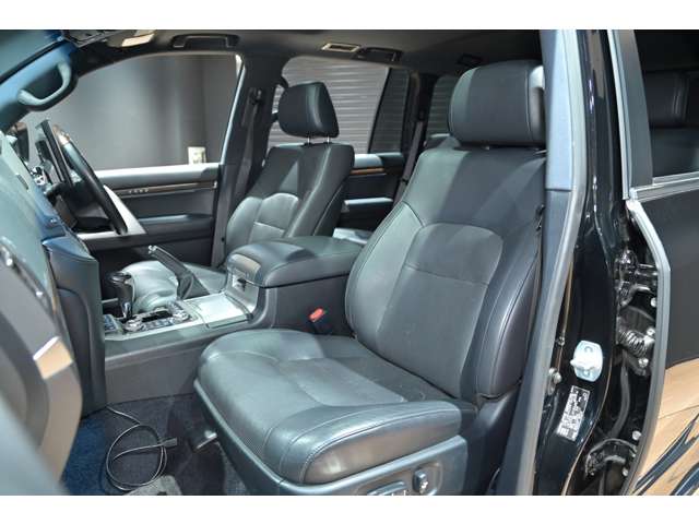 トヨタ ランドクルーザー ４．６ ＺＸ ４ＷＤ H29年 () 99