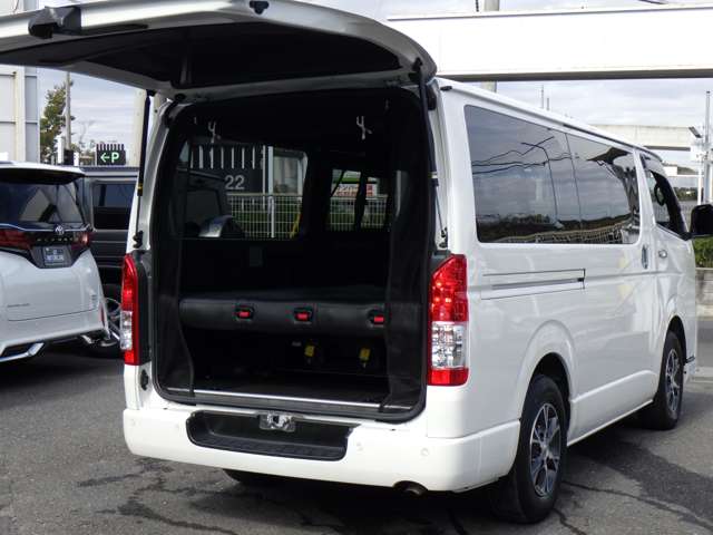 トヨタ ハイエースバン ２．８ スーパーＧＬ ダークプライムＩＩ ロングボディ ディーゼルターボ R2年 (関東) 99