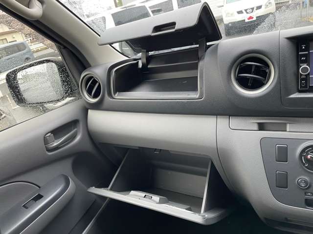 日産 ＮＶ３５０キャラバン ２．０ ＤＸ ロングボディ R1年 () 99