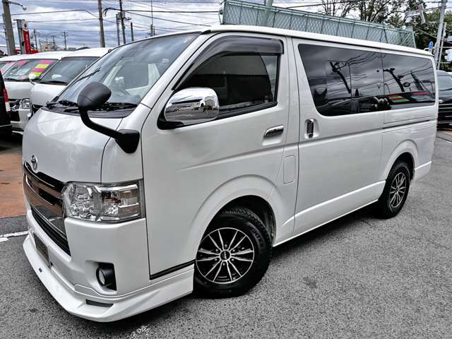 トヨタ ハイエースバン ２．０ スーパーＧＬ ダークプライムＩＩ ロングボディ R1年 (関東) 99