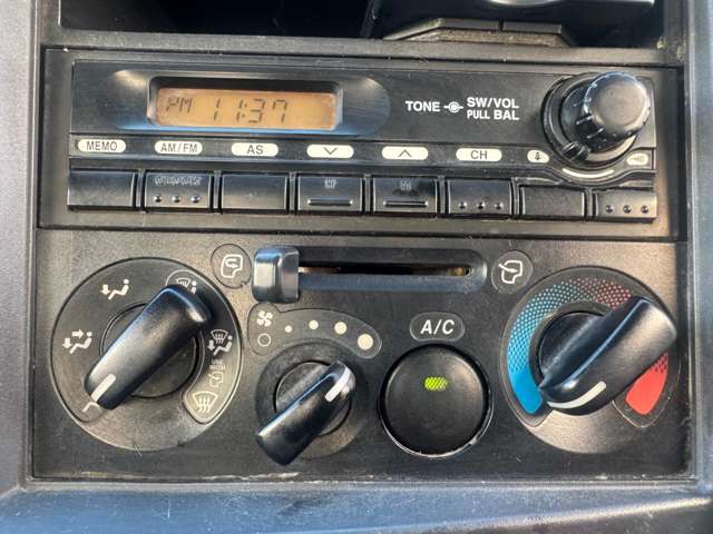 いすゞ エルフ ＭＴ５ H26年 (近畿) 99