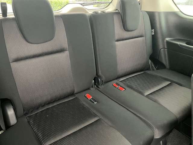 日産 セレナ ２．０ ハイウェイスター H29年 () 99