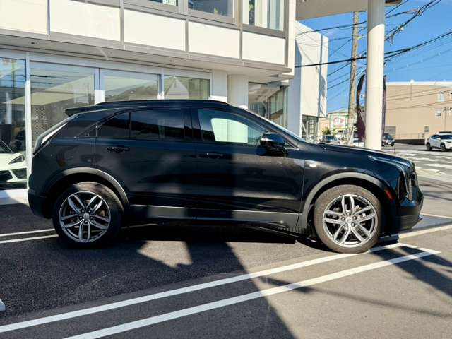 キャデラック ＸＴ４ スポーツ ４ＷＤ R6年 (近畿) 99