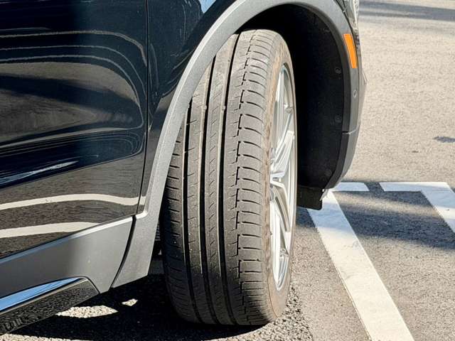 キャデラック ＸＴ４ スポーツ ４ＷＤ R6年 (近畿) 99